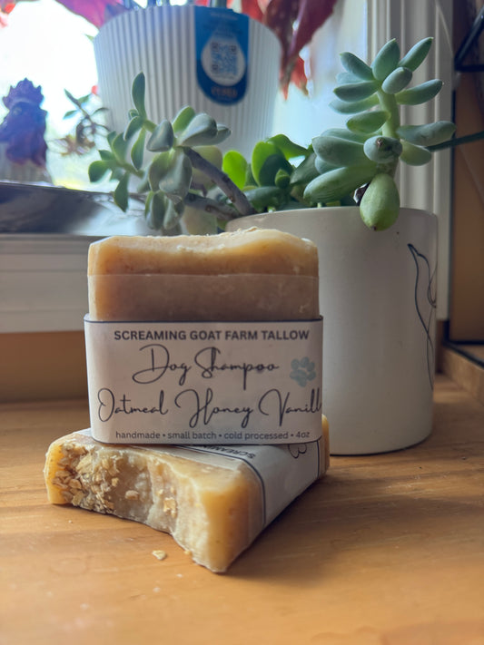 Oatmeal Honey Vanilla with Aloe Conditioning Dog Shampoo Bar (Copy)